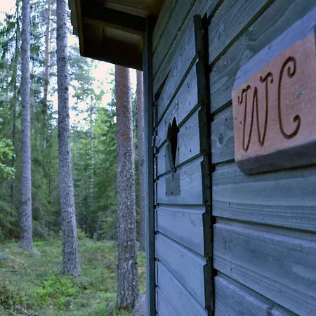 木屋 Tontti Petaajarvi